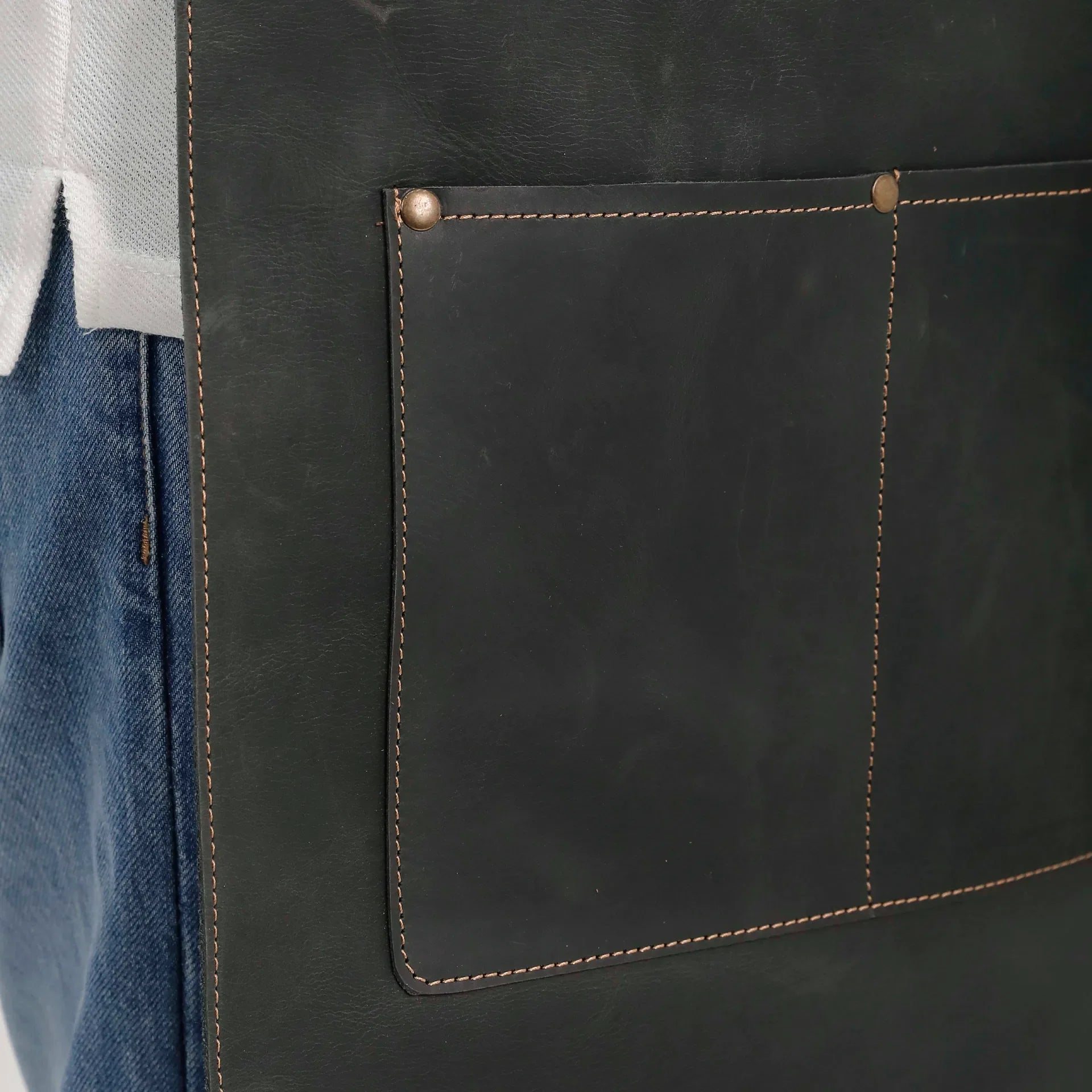 Canvas Keeper Artist Apron