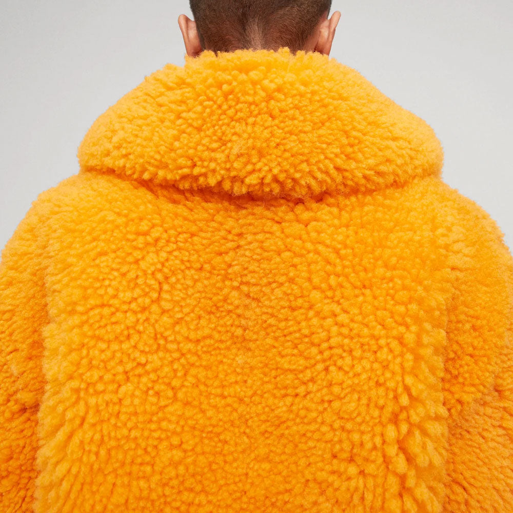 Chaqueta de piel de cordero "Solaris Flame" de mujer con piel de zorro | Piel de oveja naranja vibrante y ribete de zorro ártico | Prendas de piel plena flor