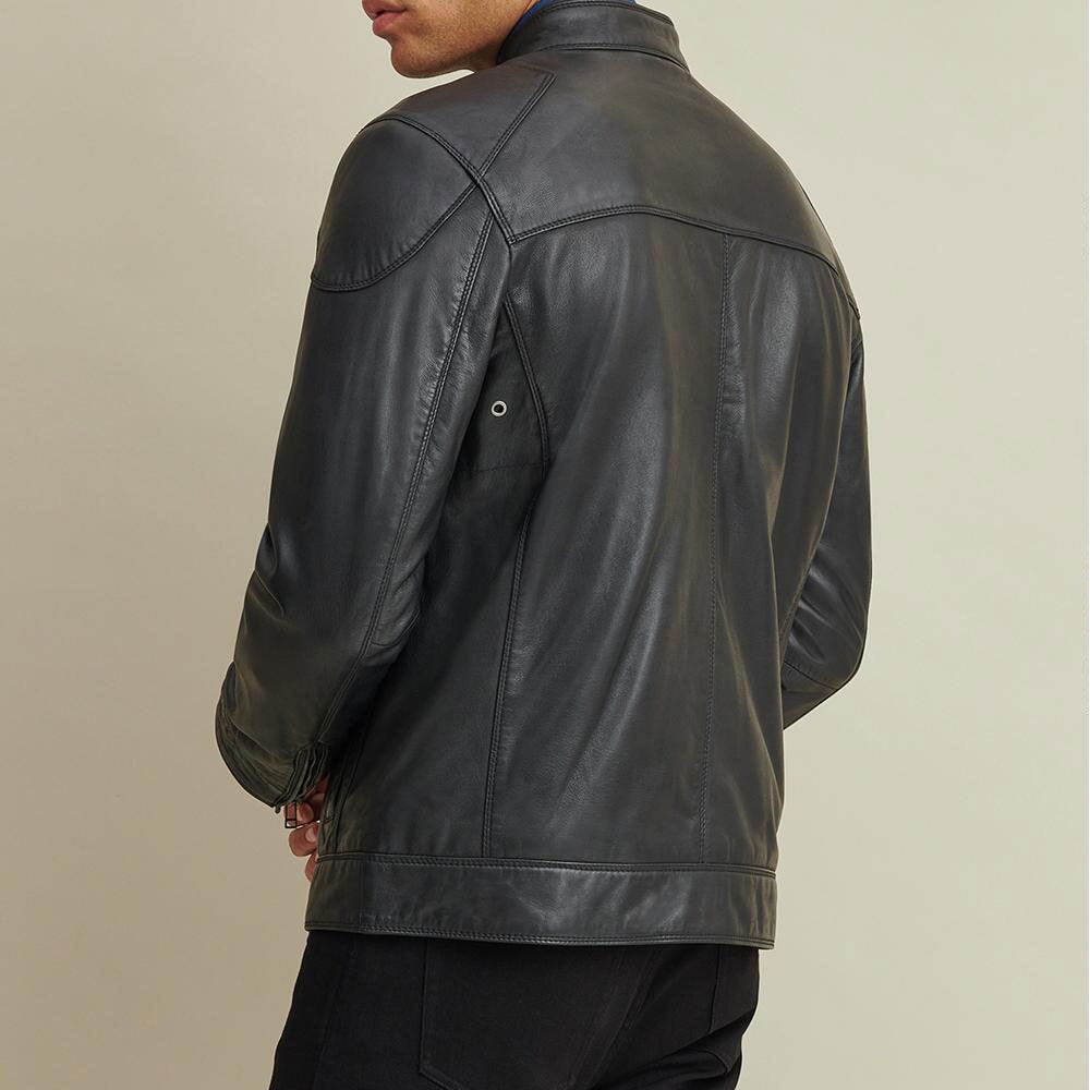 Chaqueta de motociclista de cuero para hombre con parches en los hombros | El "Ejecutor" moderno | Prenda de piel de plena flor