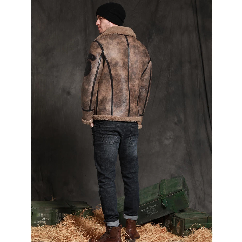 Chaqueta de piel de oveja encerada RAF B-3 marrón para hombre - La leyenda impermeable | Full Grain Apparel