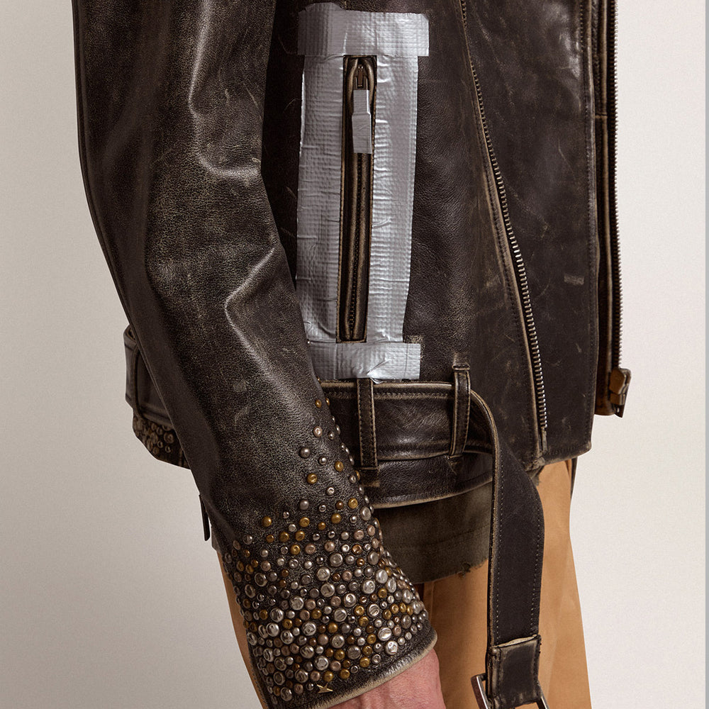 Chaqueta de motociclista "Rebel Soul" para hombre | Piel marrón desgastada de primera calidad | Chaqueta estilo punk con tachuelas a mano | Prenda de cuero de grano completo
