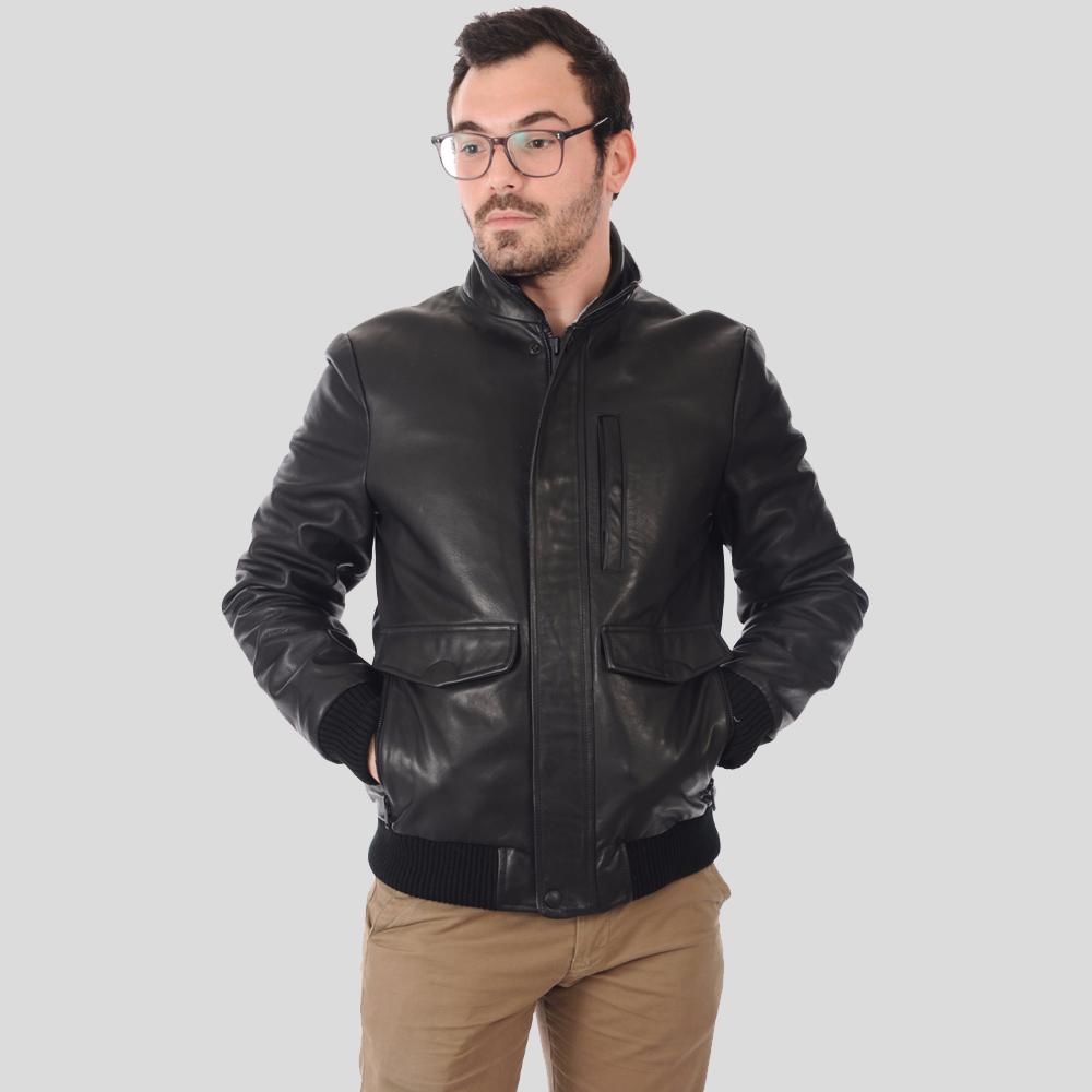 Chaqueta de cuero para hombre Reece, tipo bómber, negra | Cuello alto | Prenda de cuero de plena flor