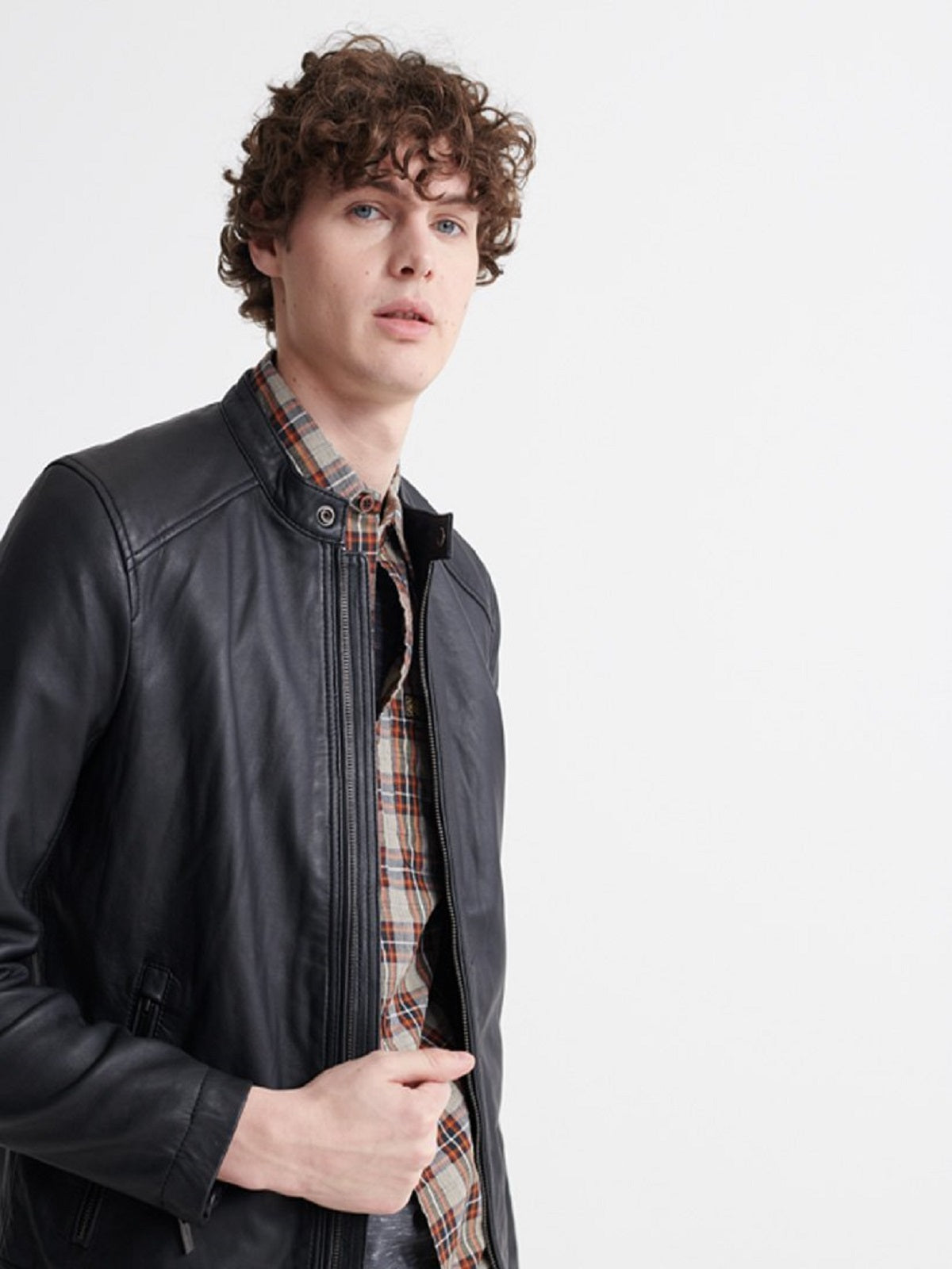 Chaqueta de cuero negra clásica para hombre | Piel de oveja auténtica de primera calidad para motociclista | Prenda de cuero de grano completo